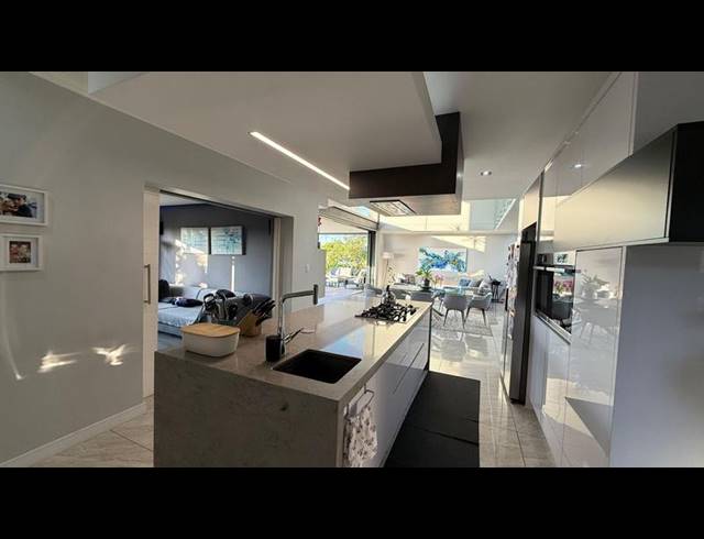 4 BEDROOM HOUSE FOR SALE IN COPPERLEAF ESTATE